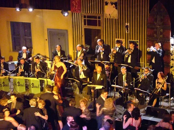 Divadelní bál 2005